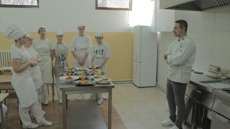 Кувар